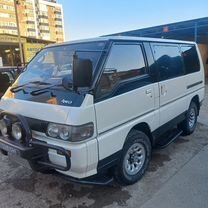 Mitsubishi Delica 2.5 AT, 1993, 350 000 км, с пробегом, цена 950 000 руб.