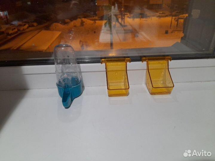 Продам клетку для попугая