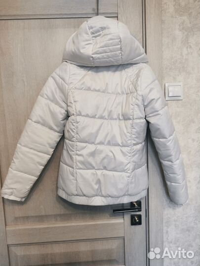 Куртка демисезонная женская 42 44 белая