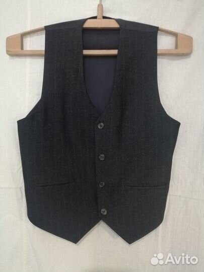 Костюм школьный на мальчика 160-170 роста