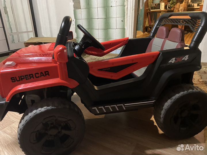 Детский электромобиль