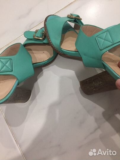 Босоножки женские 37 размер