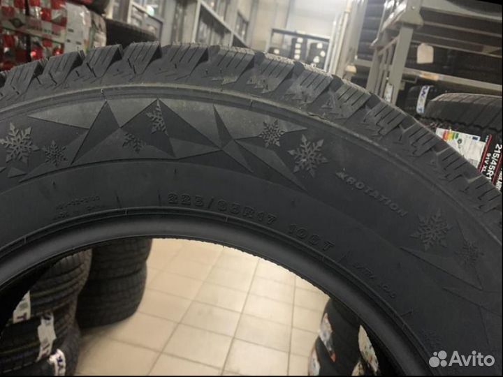 Tracmax X-Privilo S500 225/65 R17 106T