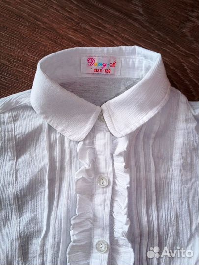 Рубашки,водолазки школьные 122-128р