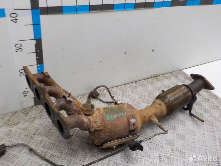 Коллектор выпускной с катализатором на Mazda 3