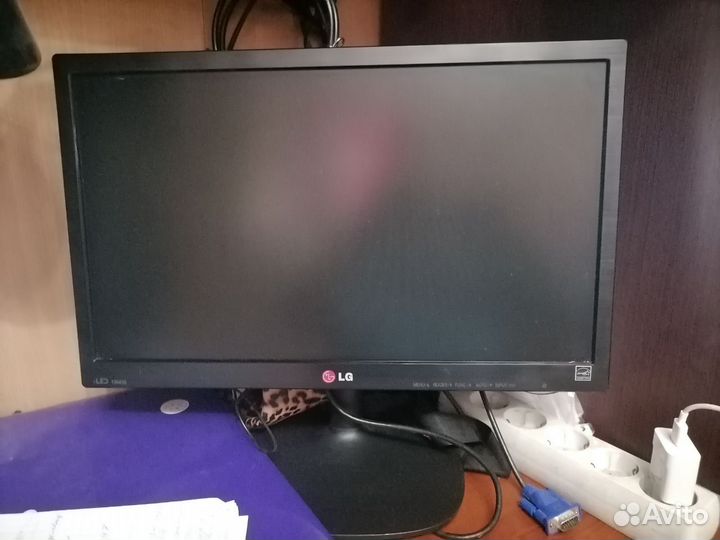 Монитор для компьютера бу LG