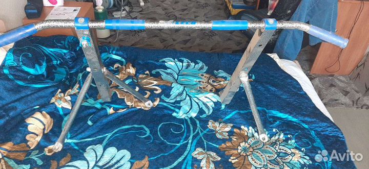 Турник настенный бу