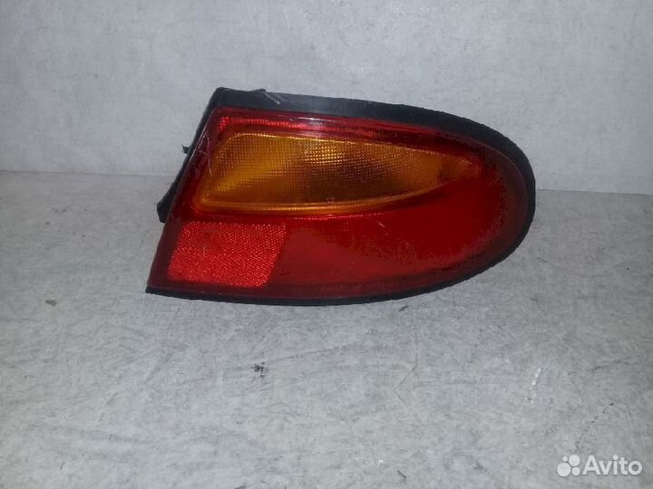 Фонарь (стоп сигнал) задний правый 1439 желтый пов