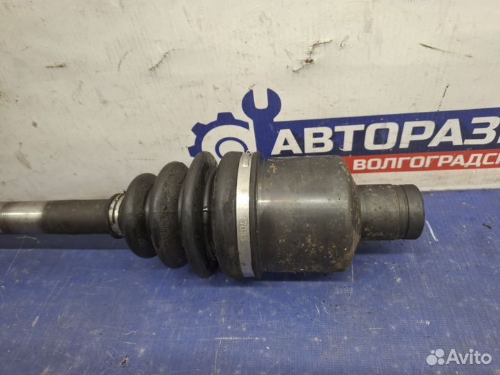 Ривод передний правый Renault Logan 1 2011 МКПП