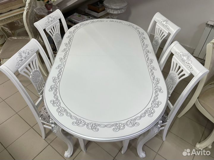 Кухонный стол раскладной белый