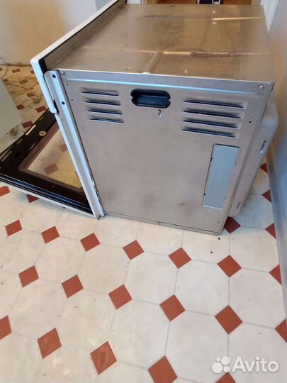 Электрический духовой шкаф бу Ariston FM11 F