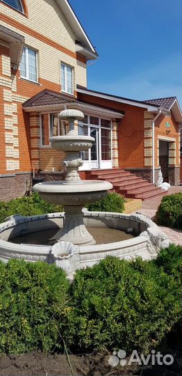 Фонтан гранитный