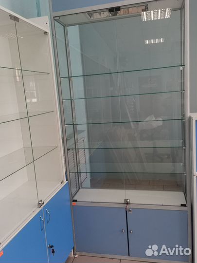 Стеклянные витрины
