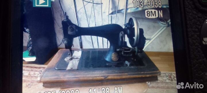 Швейная машина