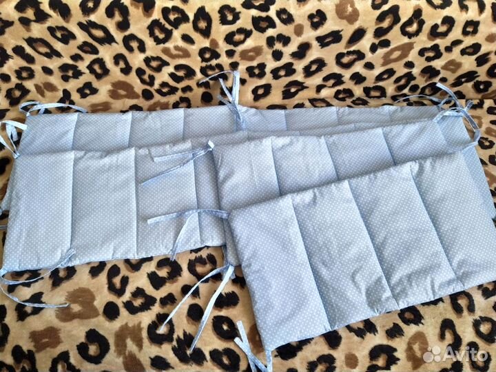 Бортики в кроватку новые