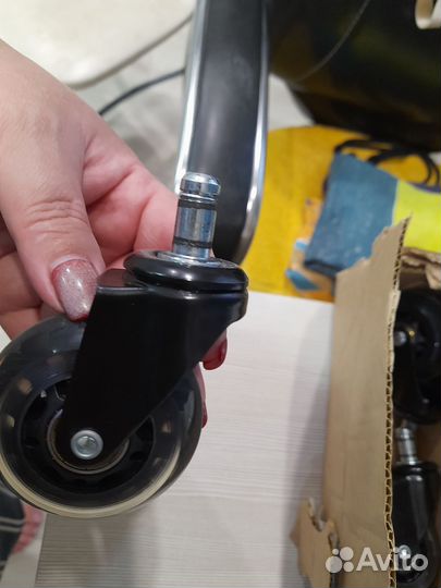 Ролики на компьютерный стул