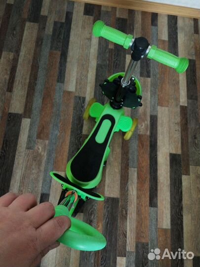 Самокат беговел 3 в 1 с ручкой