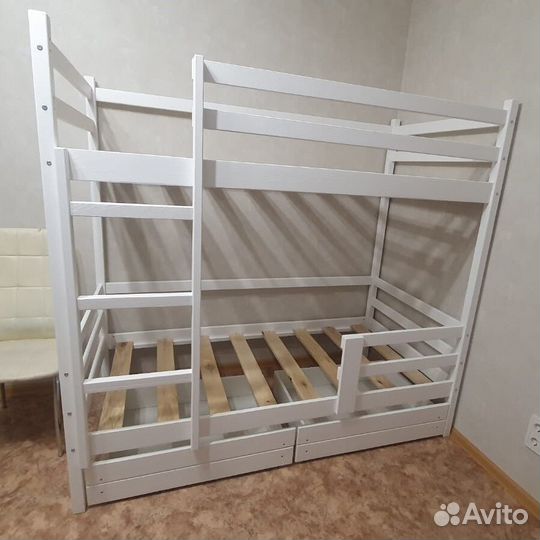 Двухъярусная кровать для детей