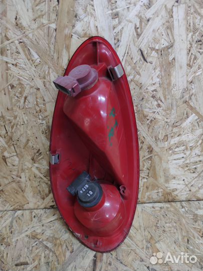 Фонарь задний правый Chrysler PT Cruiser