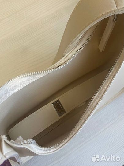 Сумка женская на плечо бежевая