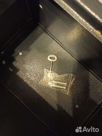 Сейф для дома, дачи, офиса небольшой