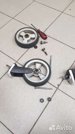 Коляска Stokke styleподшипник,ремонт колеса