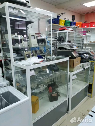 Стеллажи прилавки холодильники для магазина