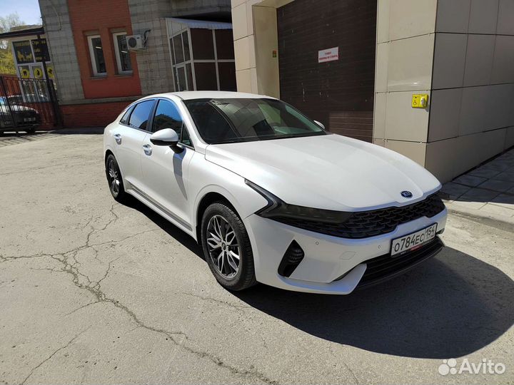 Аренда автомобиля с водителем