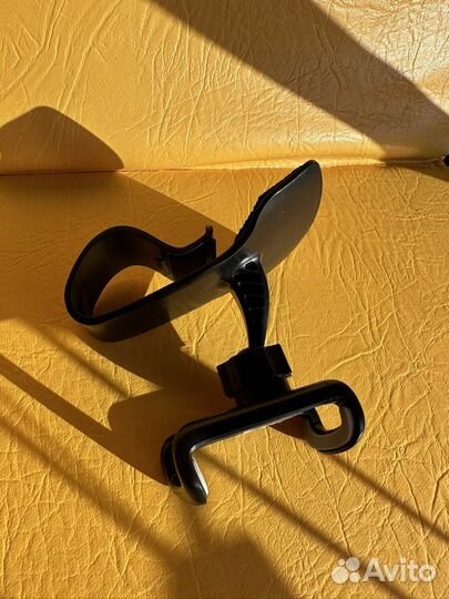 Держатель для смартфона в автомобиль