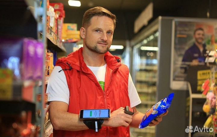 Работник склада