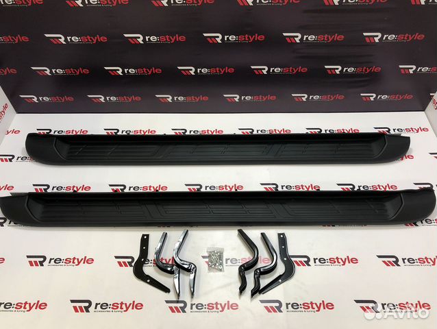 Пороги Toyota Hilux Pick Up с 2016 T1918