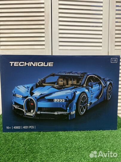Аналог Lego Technic Bugatti Chiron 42083