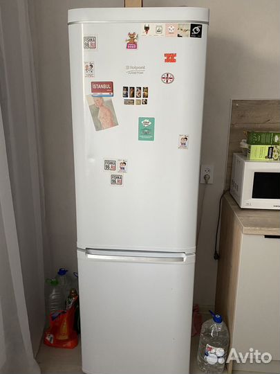Холодильник бу Hotpoint ariston