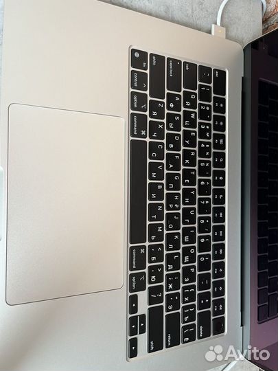 MacBook Air 15 (2023), 512 ГБ, M2 (8 ядер), RAM 8 ГБ, GPU 10-core