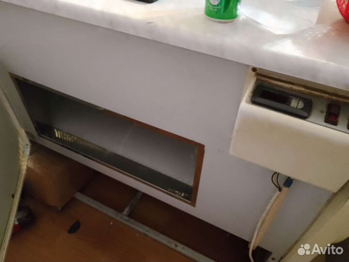 Холодильник витрина