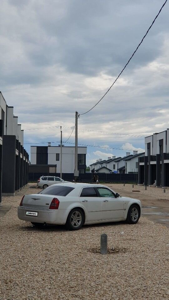Chrysler 300C: фото владельца