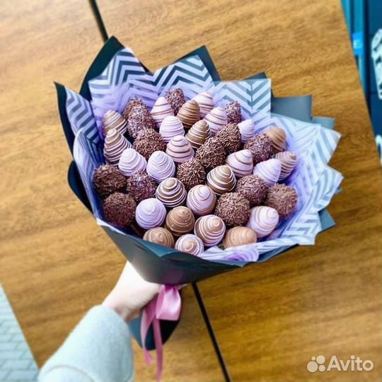 Боксы из клубники в шоколаде с доставкой