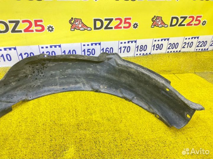 Подкрылок передний правый Suzuki Jimny 145469