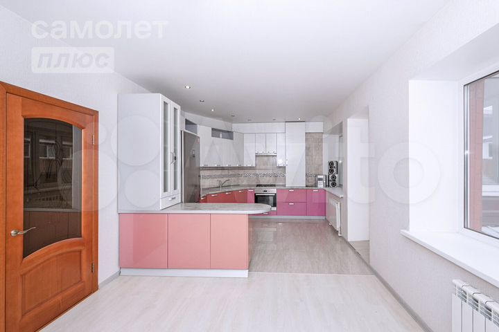 4-к. квартира, 115,4 м², 4/4 эт.