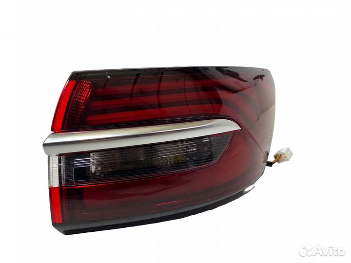 Geely Coolray 2019-2023 года правый фонарь