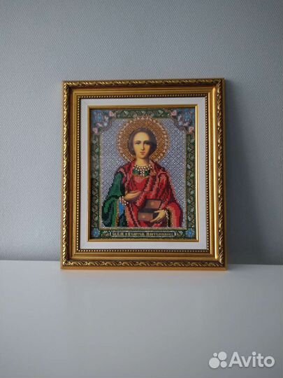 Иконы. Иконы с вышивкой из бисера ручной работы