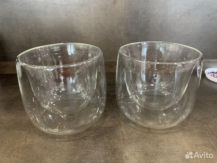 Чайник, стаканы, кружки с двойным дном