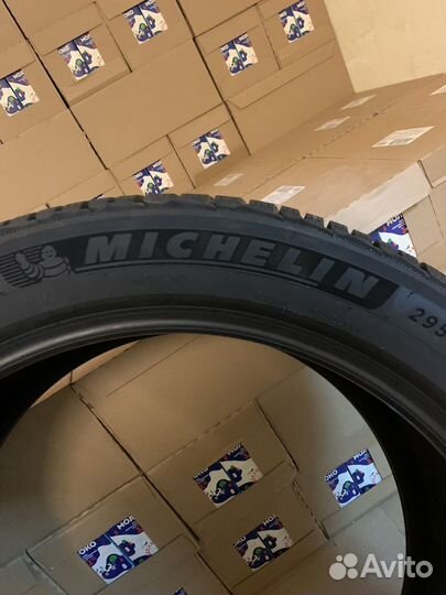 Michelin Pilot Alpin 5 SUV 295/40 R21 111V