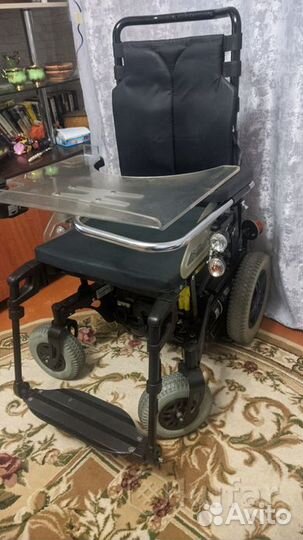 Электрическая инвалидная коляска Ottobock B400