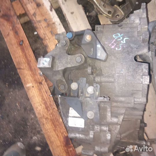 Вольво S40 МКПП