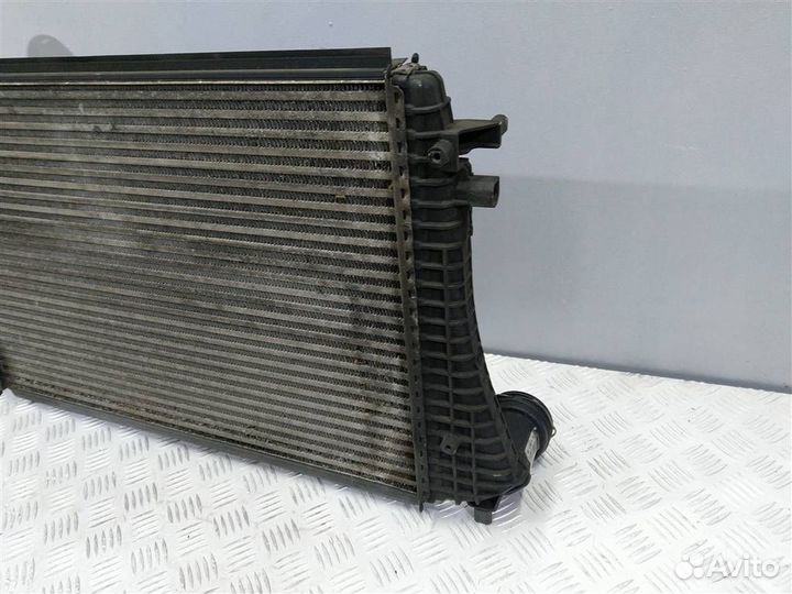 Интеркулер Skoda Superb 1K0145803R