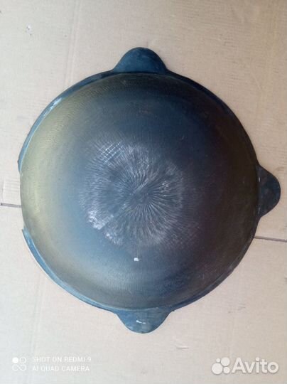 Садж чугунный 35,40,45,50,55 см с отколотой ручкой