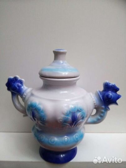 Чайник 0,6 ем из 80 годов фарфор
