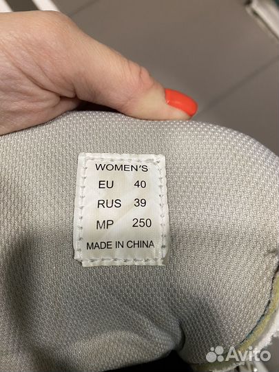 Роликовые коньки женские 39 размер