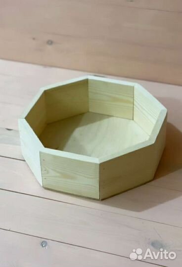 Ящик из дерева